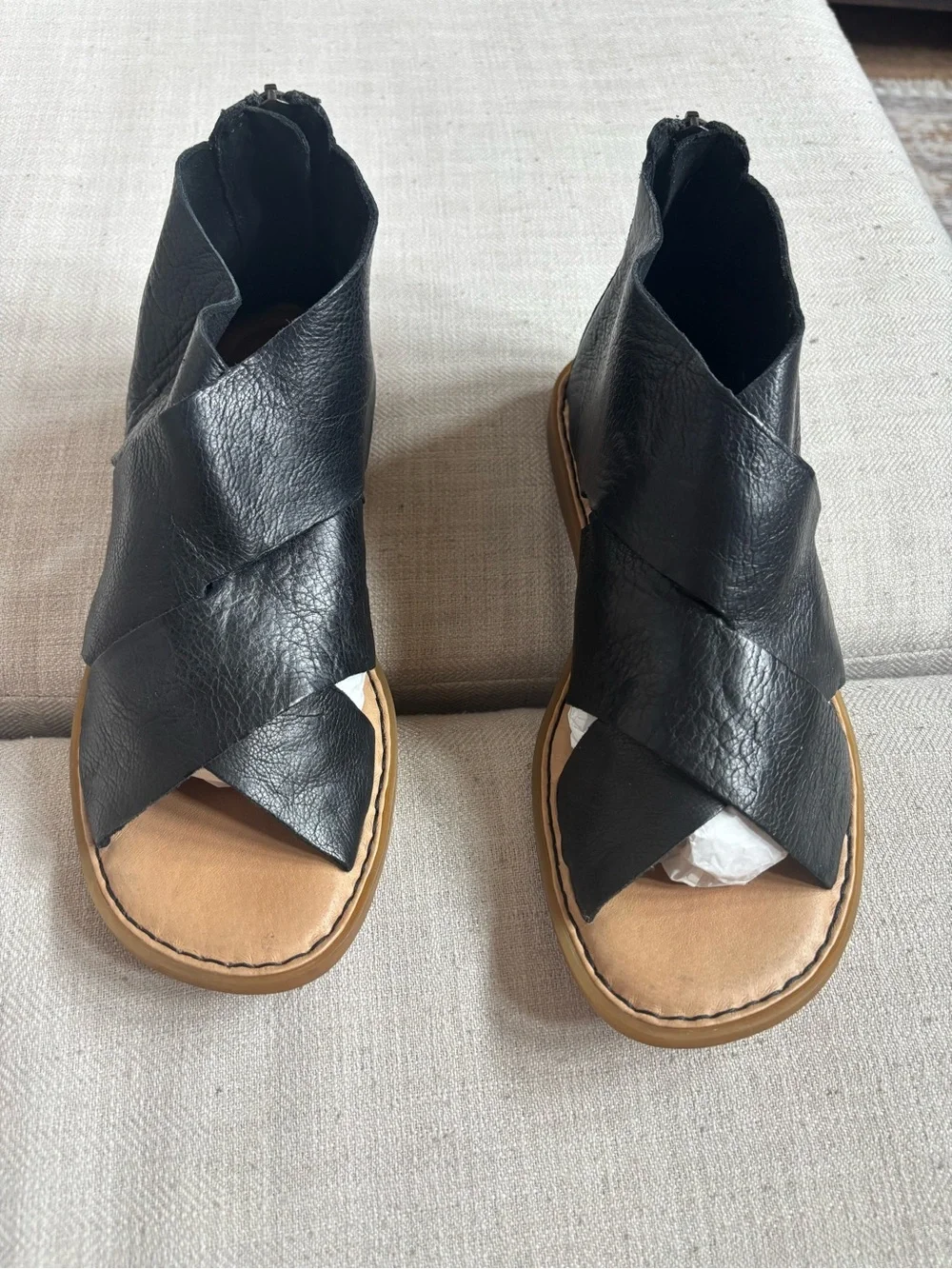 Born Imani Black Nero Leather Sandals BR0046703-BLK Women’s Size 7 NWOB
